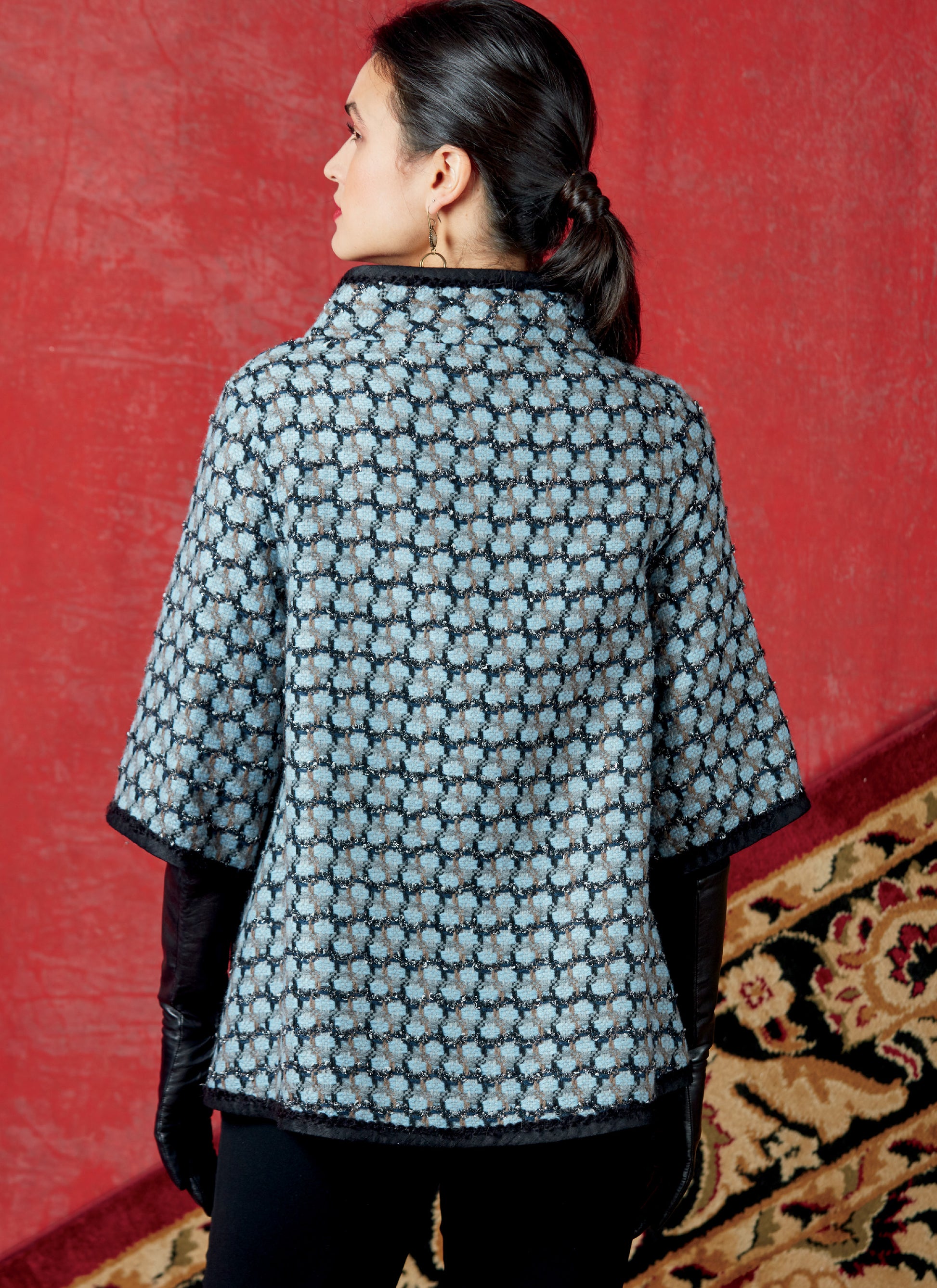 Kaava Vogue Patterns 9341 - Jakku - Nainen | Design: Julio Cesar | Kuva 3